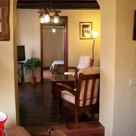 Casa La Destila Сasa de vacaciones San Juan de la Rambla